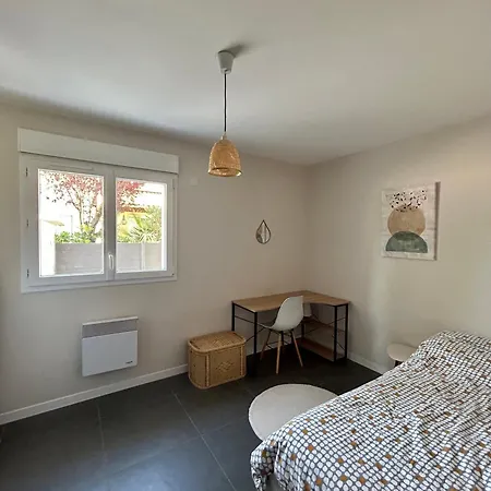 Bas De Avec Piscine Privé - Calme